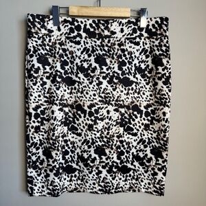 Melanie Lyne Women's 10 Pull-On Straight Skirt‎ Stretchy Leopard Print Abstract